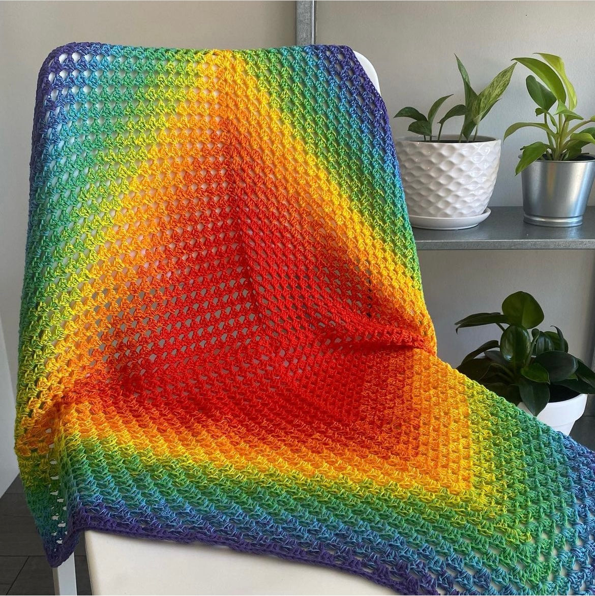 Granny Twirl Blanket - PDF Crochet Pattern - DIGITAL DOWNLOAD