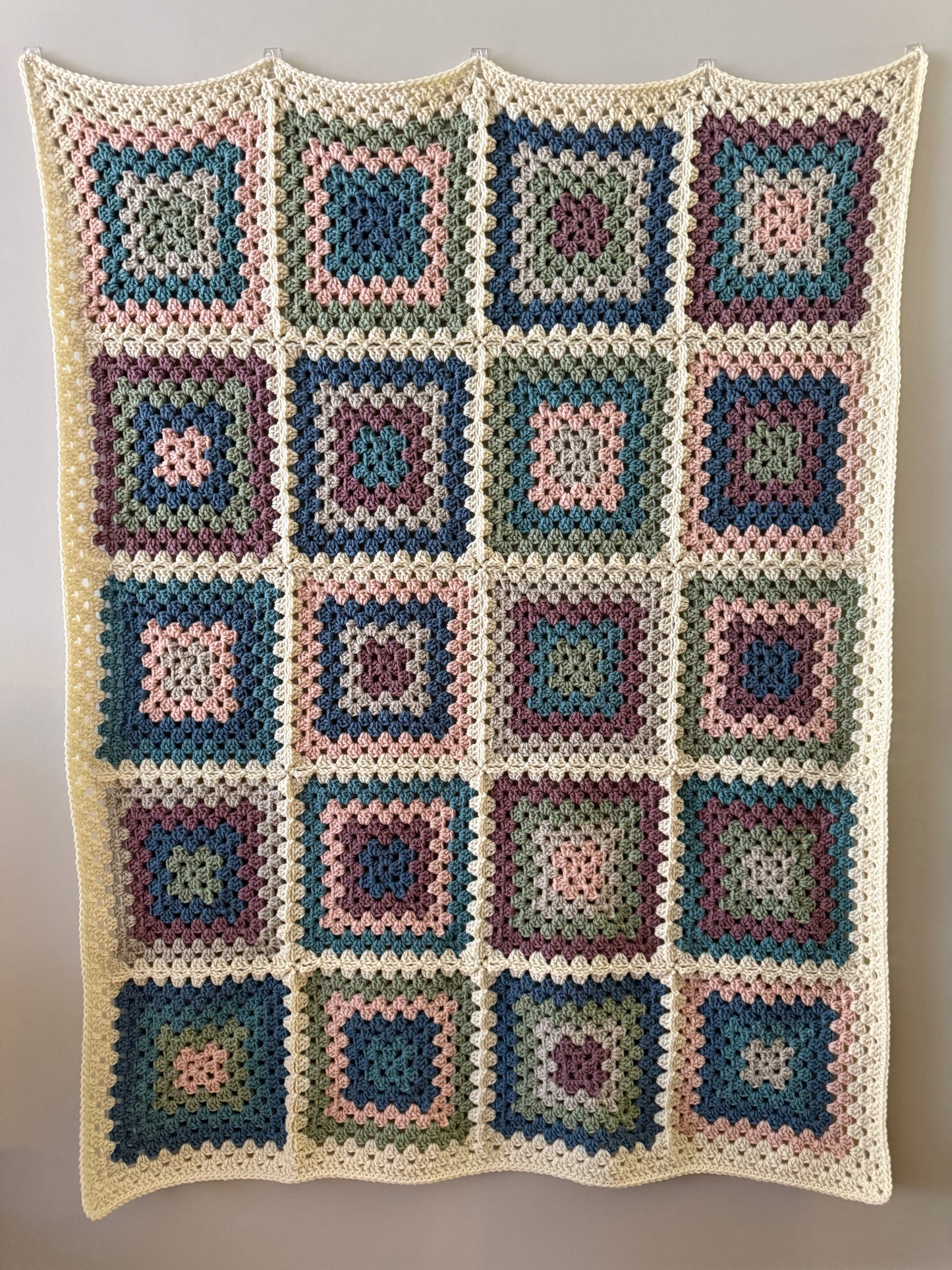 Granny Square Blanket - Spring Vibes