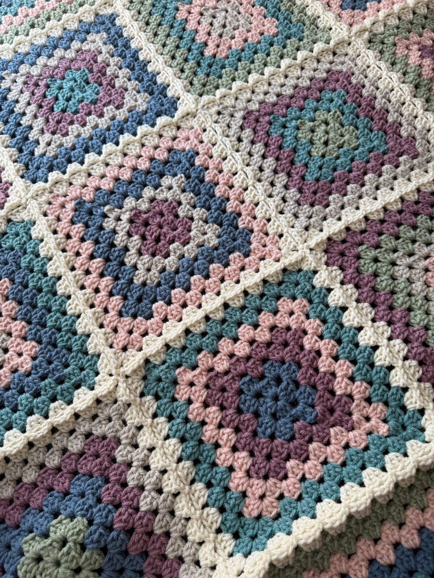 Granny Square Blanket - Spring Vibes